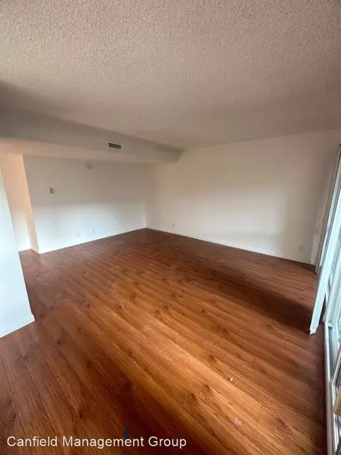 511 N Kenmore Ave #305, Los Angeles, CA 90004