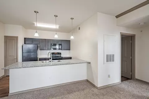 1808 Tradewinds Blvd #D-305, Midland, TX 79706