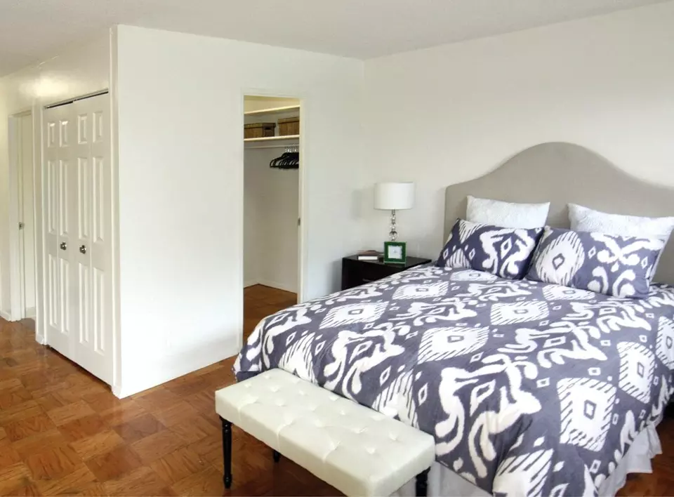  2401 Calvert St NW #0920, Washington, DC 20008 photo 2