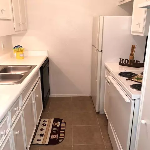 3737 Hillcroft Ave #5, Houston, TX 77057