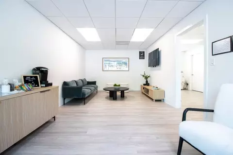 1900 Sans Souci Blvd #221, North Miami, FL 33181