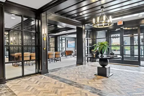 400 Paddock Cir #310, Newtown Square, PA 19073
