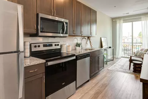 820 E Long St #B_214, Columbus, OH 43203