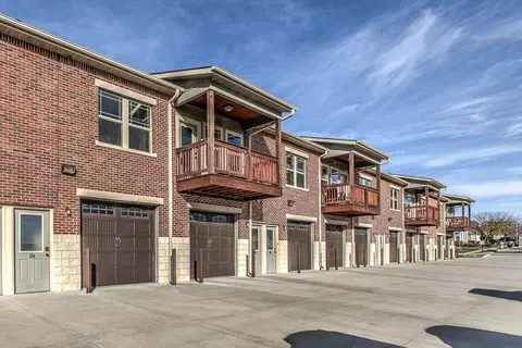 1011 N 192nd St Apt B - 1004 Unit 310 - A780 Lake Vw #B - 1004  310 - A780 LAKE VI, Elkhorn, NE 68022