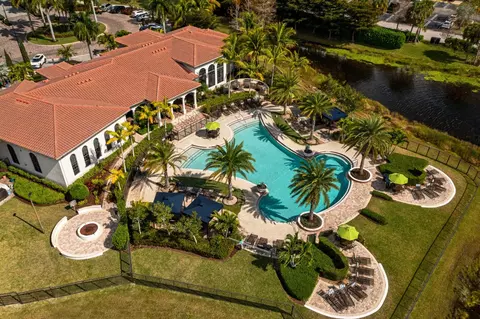 570 Christina Dr #201, Royal Palm Beach, FL 33414