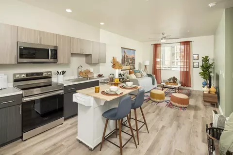 1102 E 36th St #4111, Tucson, AZ 85713