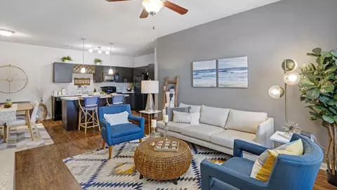 1115 W Hibiscus Blvd #7139, Melbourne, FL 32901