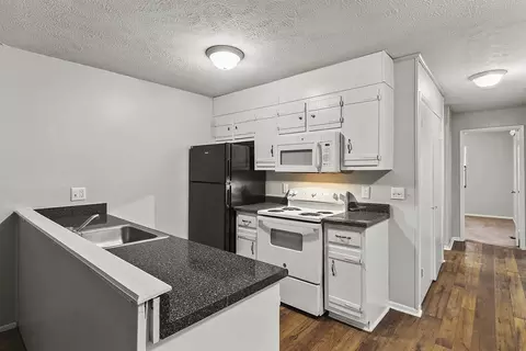 3900 Northside Dr #B-2, Macon, GA 31210