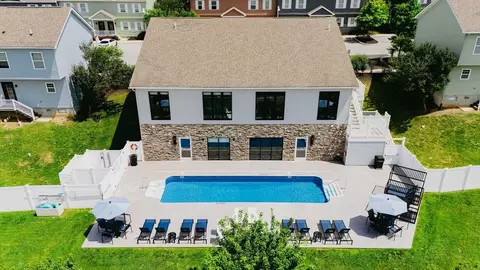 1335 Dreibelbis St, State College, PA 16801