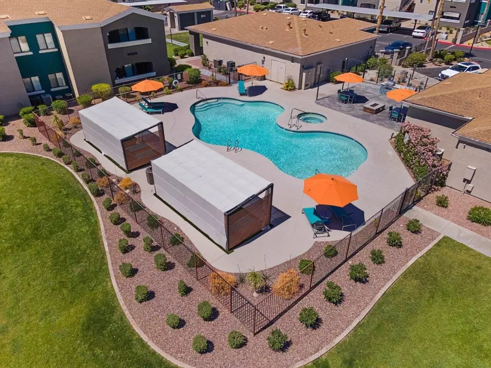  6751 W Indian School Rd #1003, Phoenix, AZ 85033 photo 9