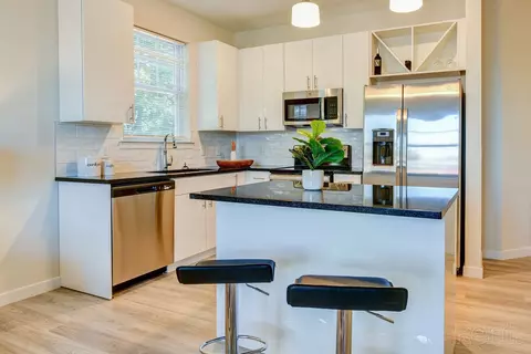 4828 Tonnelle Ave #3302, North Bergen, NJ 07047