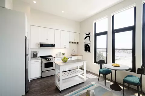 378 Embarcadero W #717, Oakland, CA 94607