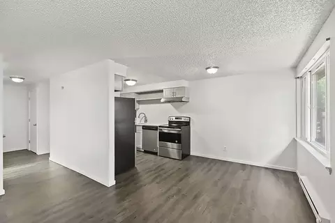 3202 Pacific Ave #5, Tacoma, WA 98418