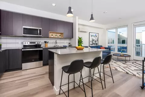 9911 Main St #594, Bothell, WA 98011