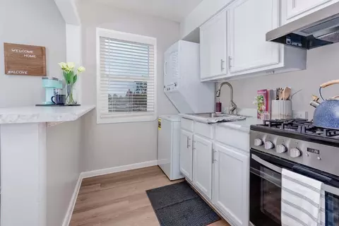 14001 Ambaum Blvd SW #442, Burien, WA 98166