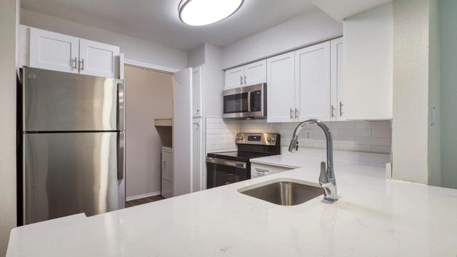 3408 Hampton Hollow Dr #13401C, Silver Spring, MD 20904