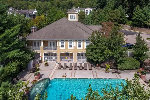 1 Crystal Ridge Dr #15-15202, Watchung, NJ 07069