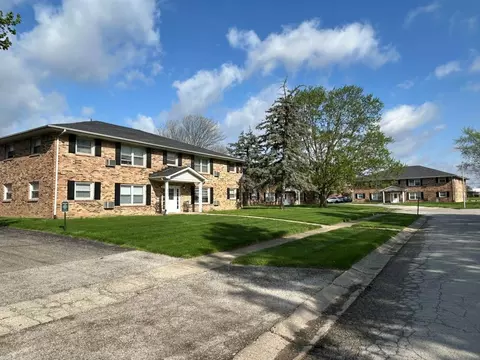 2302 Roselawn Dr #2310-6, Lebanon, IN 46052