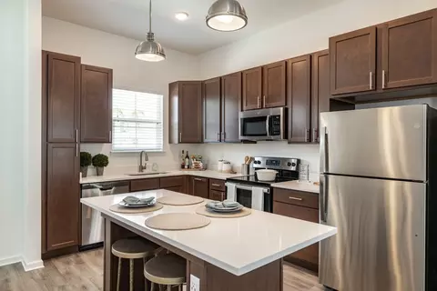 11225 Estia Dr #221, Bradenton, FL 34211