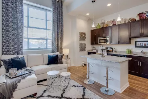 520 Park Ave #421, Baltimore, MD 21201
