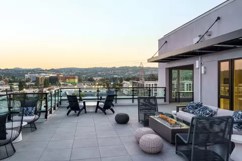 1 Adrian Ct #1506, Burlingame, CA 94010