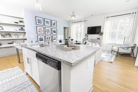 3237 Memorial Blvd #10108, Murfreesboro, TN 37129