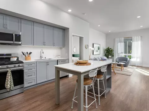 185 S State College Blvd #002-122, Brea, CA 92821