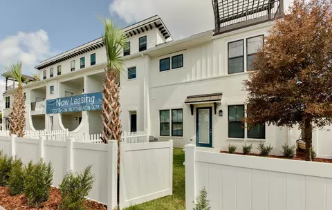 102 Aquatic Dr #203, Atlantic Beach, FL 32233