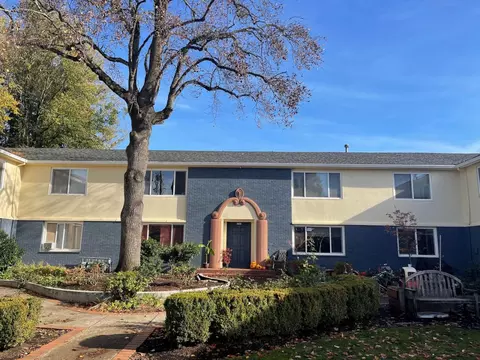 5740 SE Milwaukie Ave And 5741-5745 Se 17th Ave #43-4, Portland, OR 97202