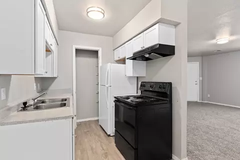 2815 Dewey Ave #20-108, Norman, OK 73072