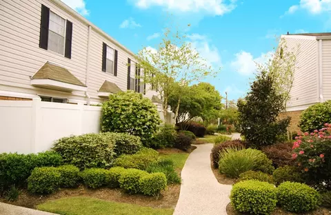 250 Brownswitch Rd #163, Slidell, LA 70458