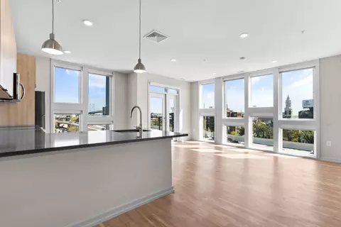 417 Callowhill St #413, Philadelphia, PA 19123