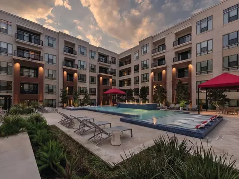 801 Town And Country Ln #233, Houston, TX 77024