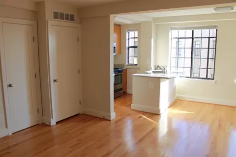2000 Connecticut Ave NW #210, Washington, DC 20008