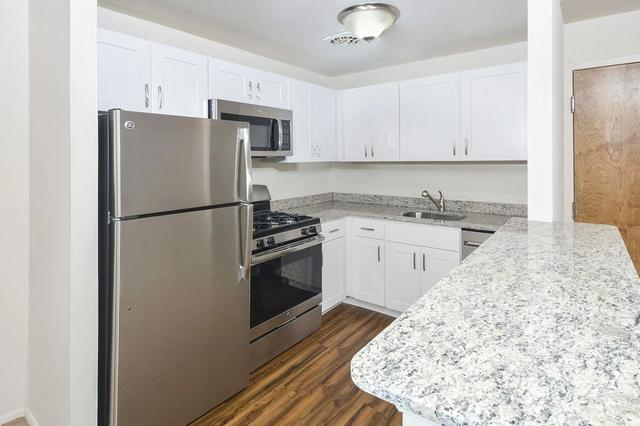 503 S Warminster Rd #02, Hatboro, PA 19040
