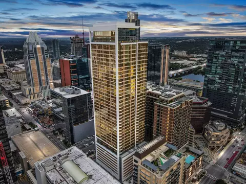 303 W 5th St #1406, Austin, TX 78701