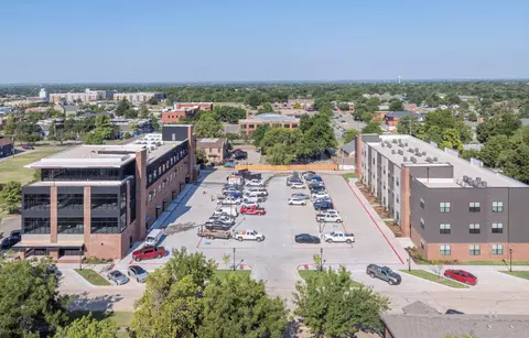 217 E Campbell St #N213, Edmond, OK 73034