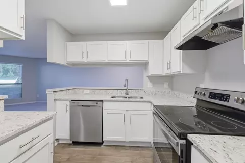 4755 Country Club Rd #109H, Winston Salem, NC 27104