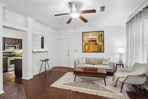 1001 W 7th St #1133, Fort Worth, TX 76102