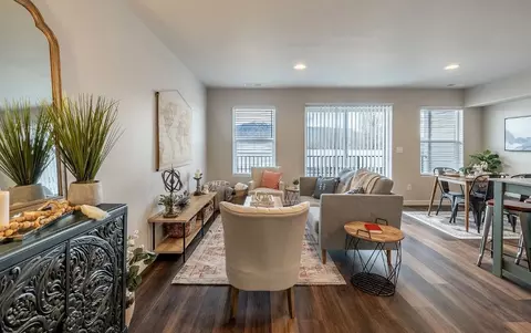 50 14th St NE #A5, East Wenatchee, WA 98802