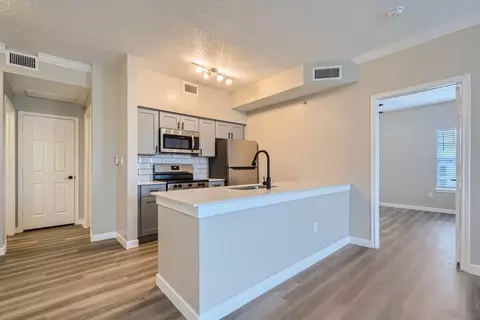 3700 Poteet Dr #822, Mesquite, TX 75150