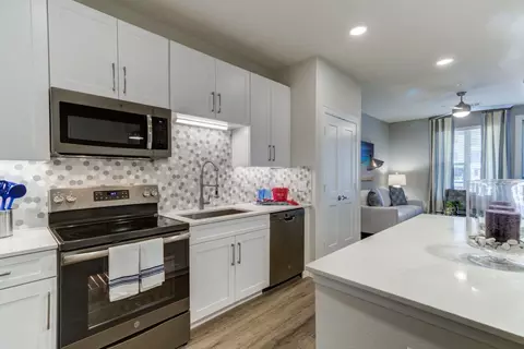 90 Trophy Club Dr #352, Southlake, TX 76092