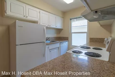 7051 Bowling Dr, Sacramento, CA 95823