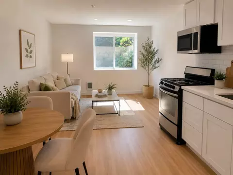 2251 NW 59th St #105, Seattle, WA 98107