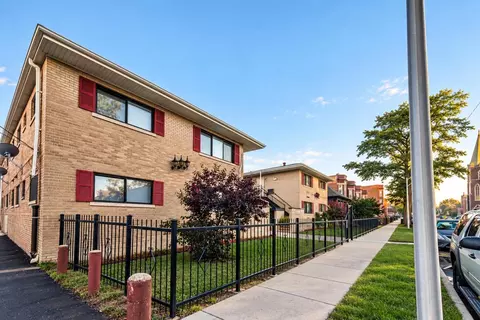 7834 S Coles Ave #7834-12, Chicago, IL 60649