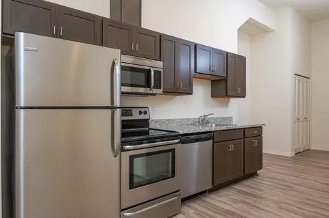 513 E 16th St #B_14, Vancouver, WA 98663