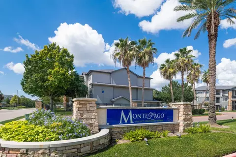 11881 Gulf Pointe Dr #H38, Houston, TX 77089