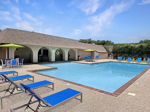 15505 Hillcrest Rd #2-2030, Dallas, TX 75248