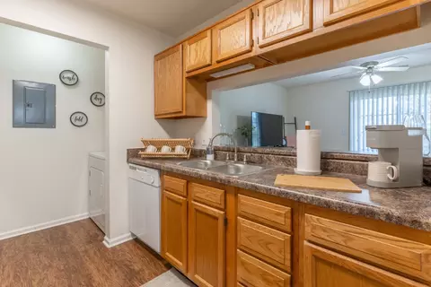 1630 Saddle Ln #1642ST, Greenwood, IN 46143