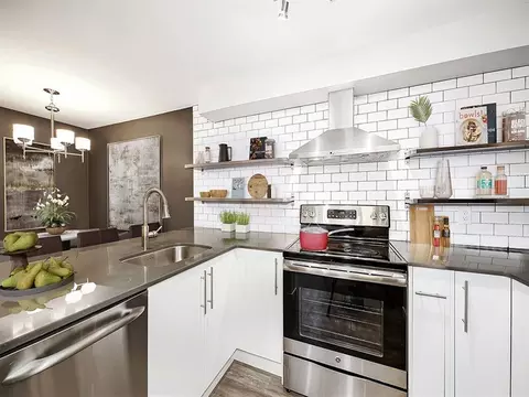 526 Yale Ave N #211, Seattle, WA 98109